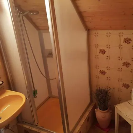 Brachbuhl Marie Huus Apartment